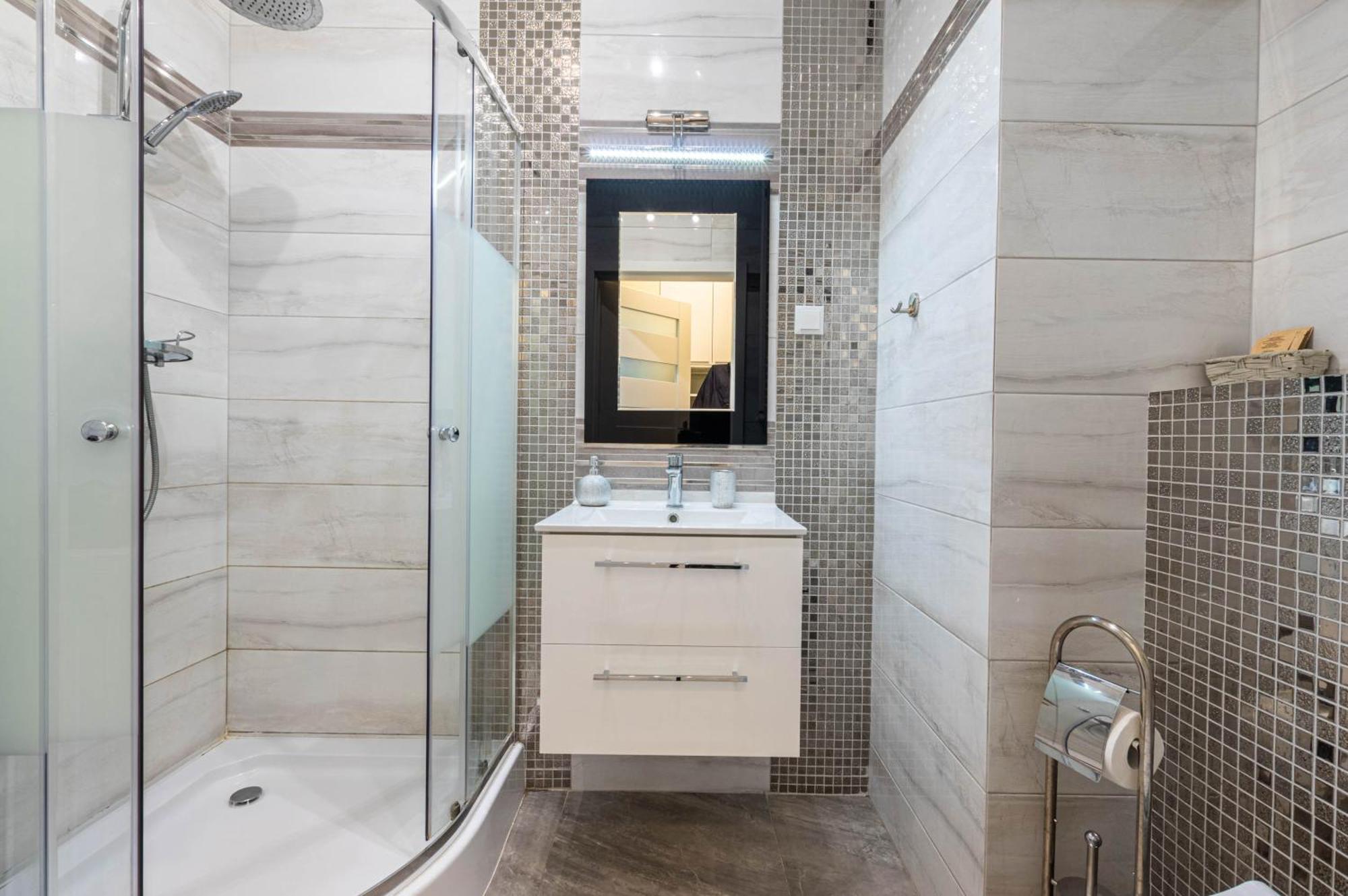 Galeria Rondo Wiatraczna Apartments วอร์ซอ ภายนอก รูปภาพ