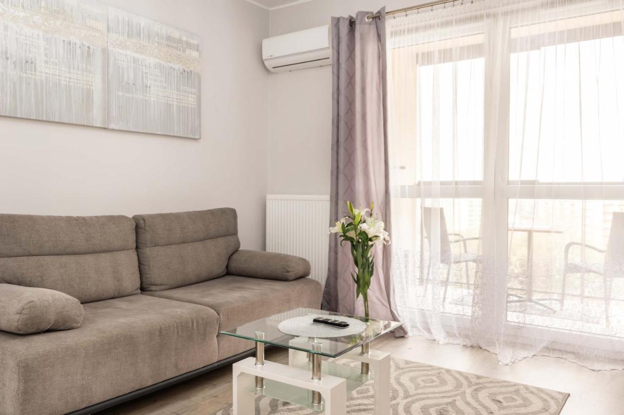 Galeria Rondo Wiatraczna Apartments วอร์ซอ ภายนอก รูปภาพ