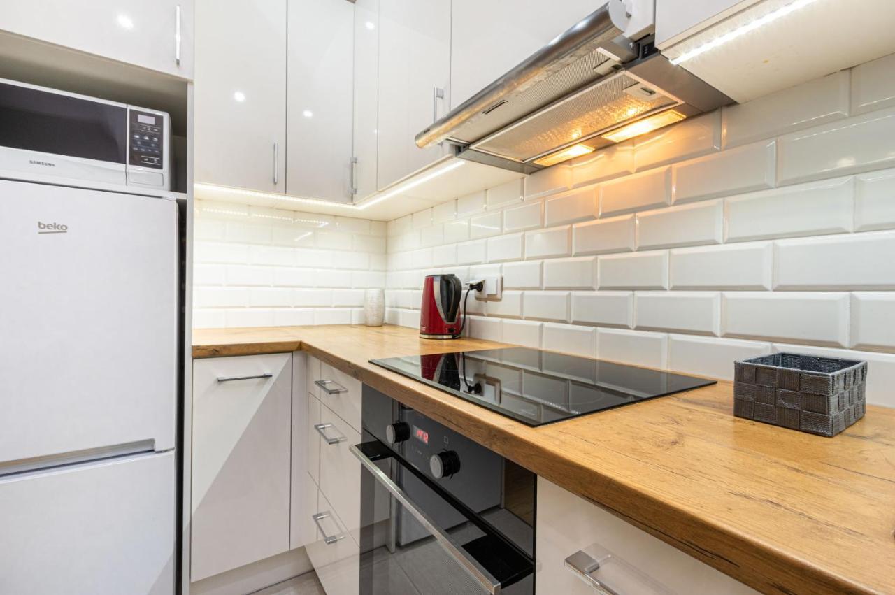 Galeria Rondo Wiatraczna Apartments วอร์ซอ ภายนอก รูปภาพ